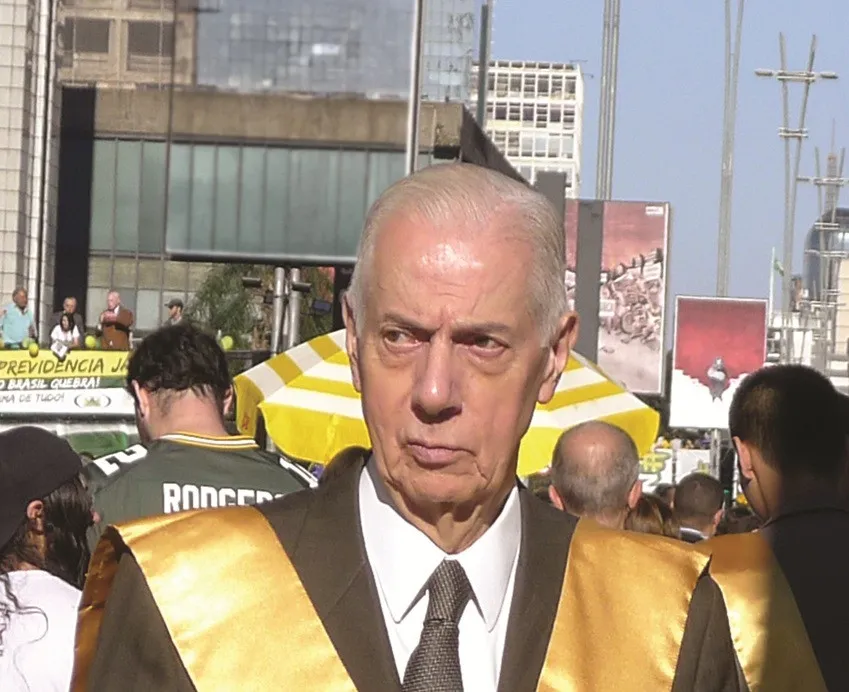 Dr. Eduardo de Barros Brotero
